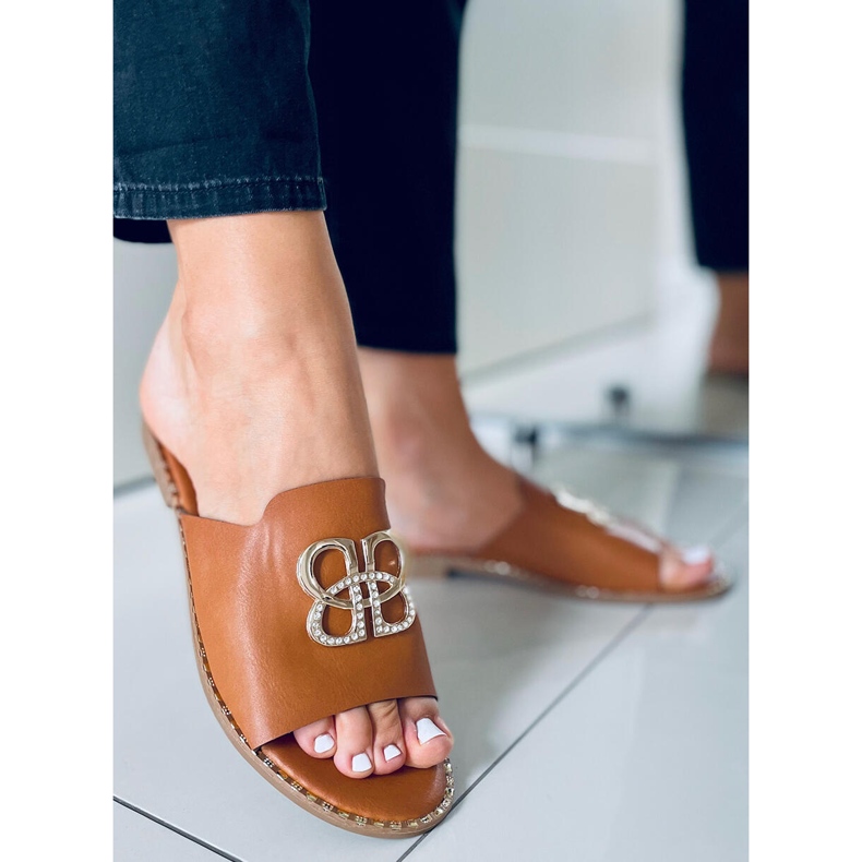 Chaussons femme Inday Camel brun 2