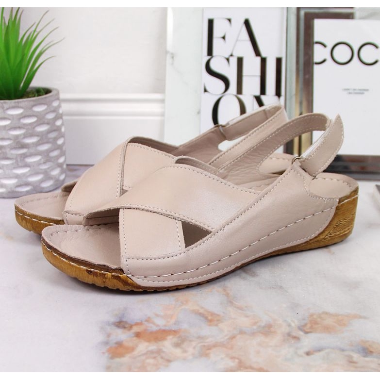 Sandales compensées en cuir T.Sokolski W SCA164B beige 2