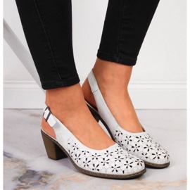 Sandales ajourées en cuir Rieker W RKR531A blanc blanche 4