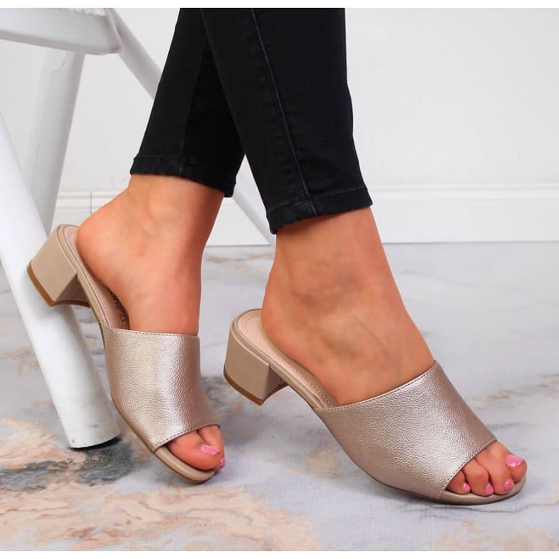 Chaussons sur le bloc Sergio Leone W SK375B beige 2