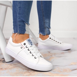 Baskets Basses blanches Big Star AA274511 1