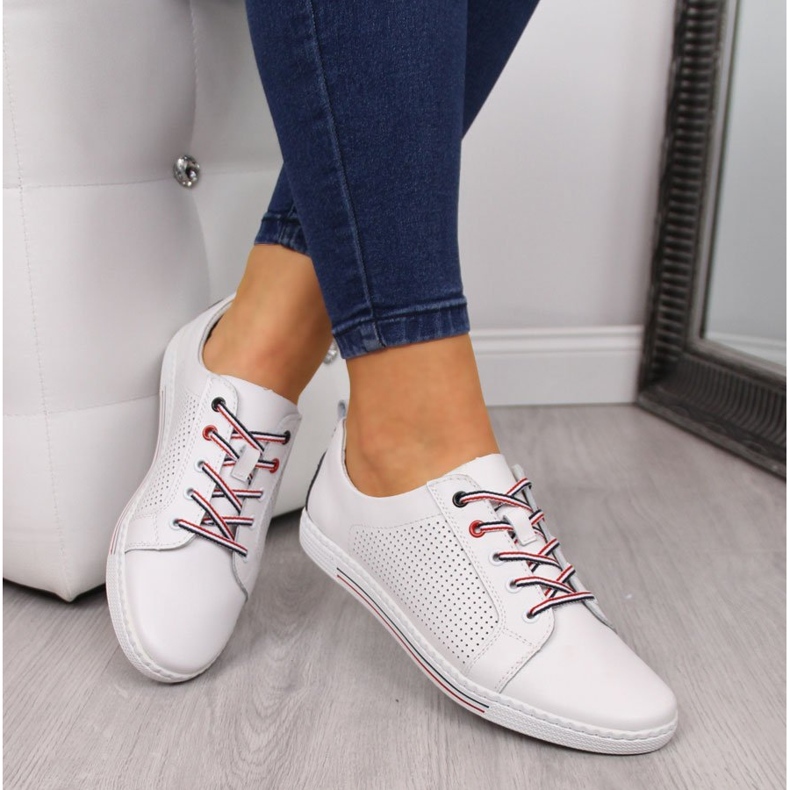 Chaussures femme en cuir Filippo baskets blanches 1 Chaussures femme en cuir Filippo baskets blanches 1