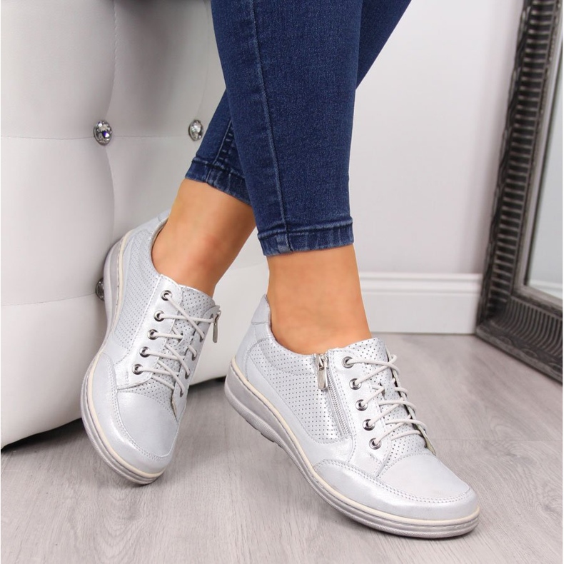 Chaussures femme en cuir avec fermeture éclair, argent Helios 357 1 Chaussures femme en cuir avec fermeture éclair, argent Helios 357 1