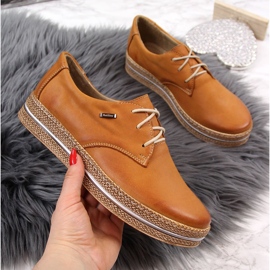 Chaussures femme en cuir à plateforme marron clair Helios 380 brun 2