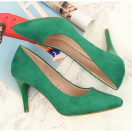 Escarpins sur un stiletto Sergio Leone en daim vert 2