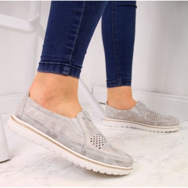 Chaussures femme cuir ajouré doré Jezzi 2