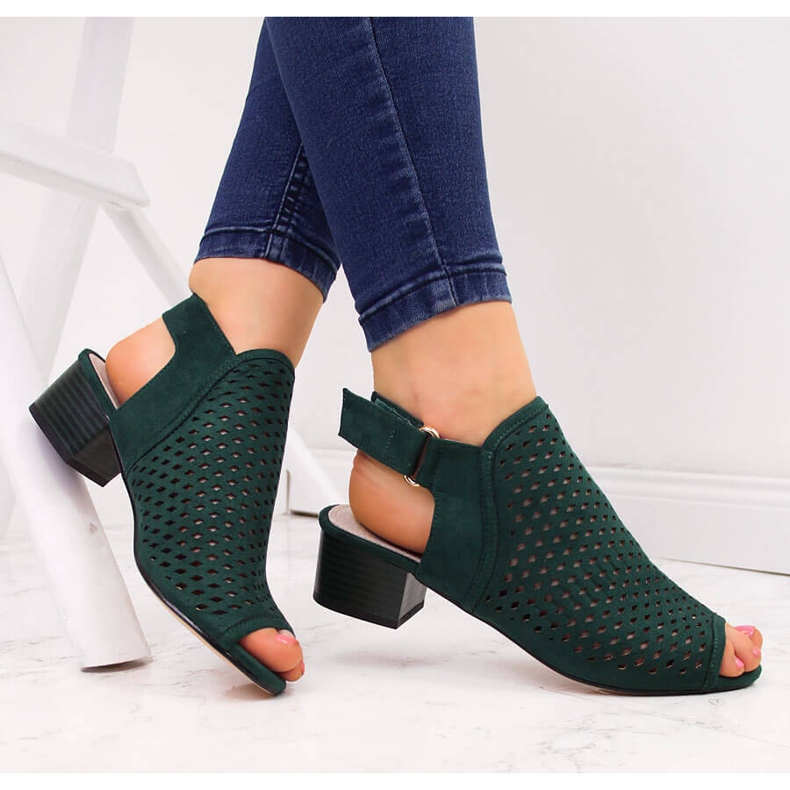 Sandales pour femmes vertes ajourées Sabatina vertes 1