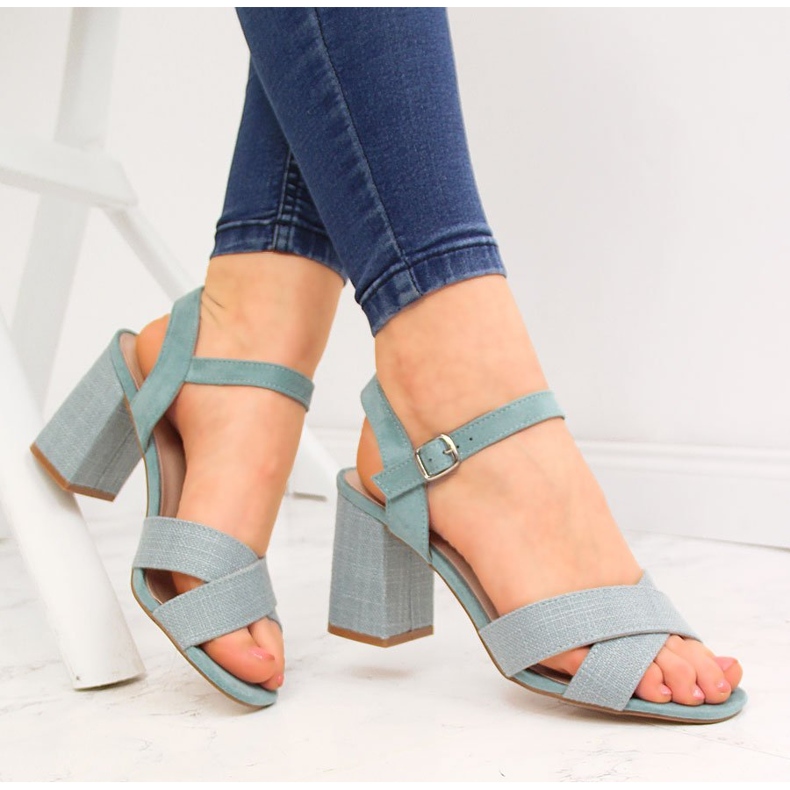 Sandales pour femmes Vinceza vertes sur le poteau 1