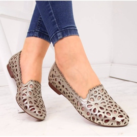 Chaussures femme en cuir ajouré doré Juma 1