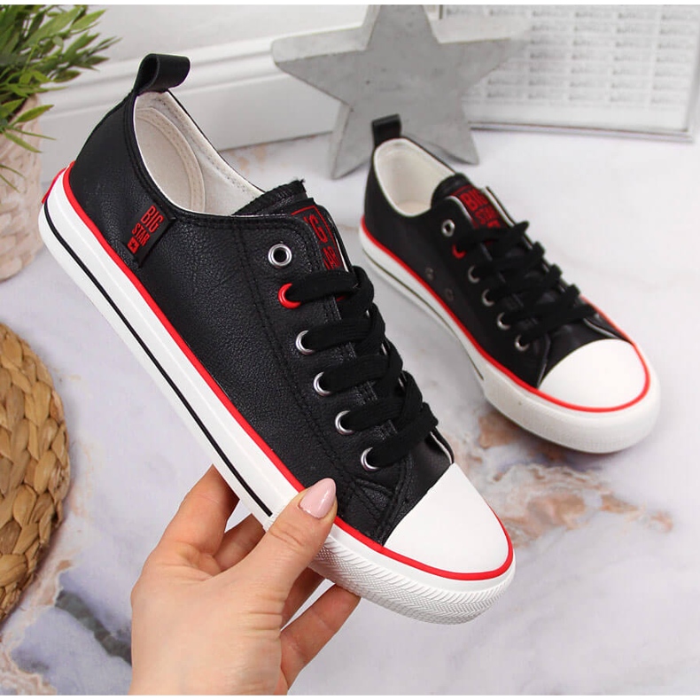 Baskets basses en éco-cuir noir Big Star JJ274129 le noir 1