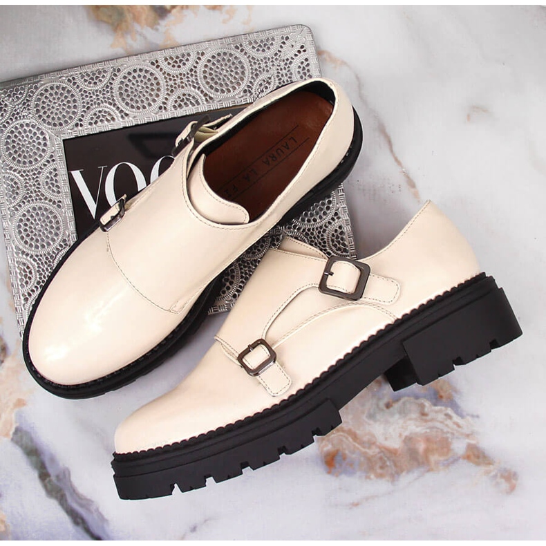 Chaussures plateforme laquées beige Laura La.Fi 1 Chaussures plateforme laquées beige Laura La.Fi 1