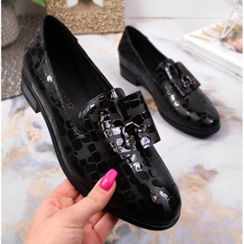 Chaussures Potocki noires laquées à enfiler 2
