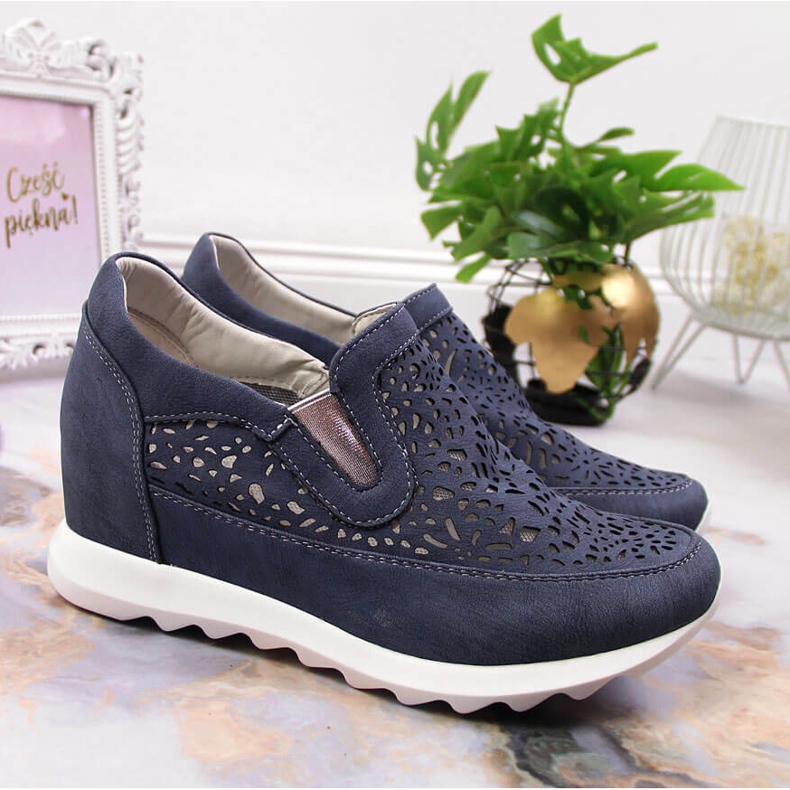 Chaussures de sport pour femme sur un coin bleu Jezzi 2