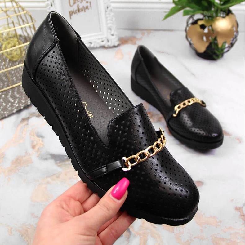 Chaussures femme ajourées avec chaîne, noir Jezzi le noir 1