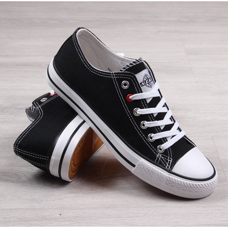 Baskets basses homme, noires NEWS 2