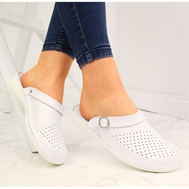 Chaussons femme en cuir sanitaire Helios 275 blanc 1