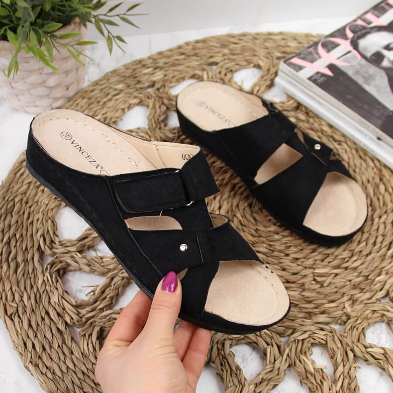 Chaussons compensés noirs femme Vinceza 2