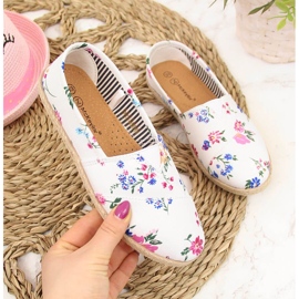 Espadrilles pour filles à fleurs blanches McKeylor's 1