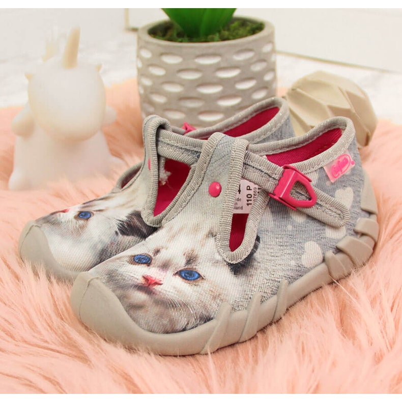 Chaussons filles pour la maternelle avec le minou Befado gris 2