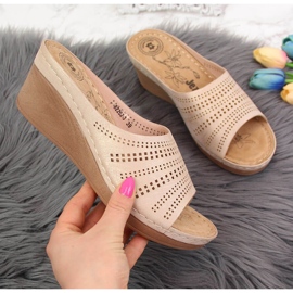 Chaussons compensés dorés ajourés Jezzi femme d'or 2 Chaussons compensés dorés ajourés Jezzi femme d'or 2