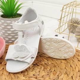 Sandales blanches pour filles avec velcro Kornecki 6331 3