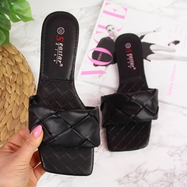 Chaussons femme matelassés Seastar noirs 1