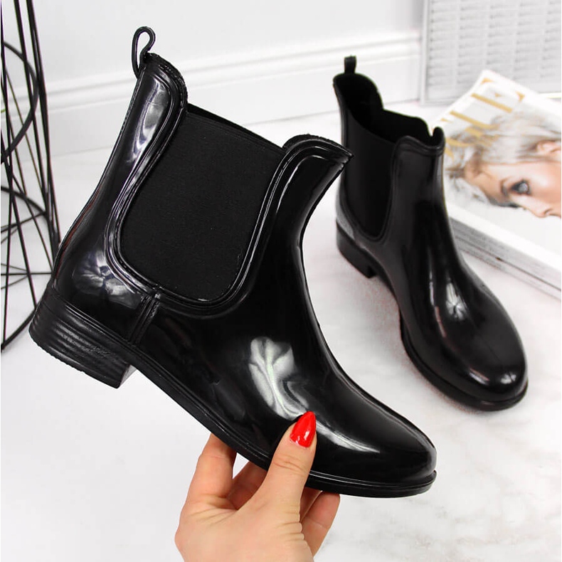 Bottines Jodhpur laquées noires galoches femme T.Sokolski le noir 2 Bottines Jodhpur laquées noires galoches femme T.Sokolski le noir 2