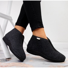 Pantoufles de maison pour femmes, isolées avec une fermeture éclair, gris Cloxx 1