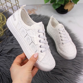 Baskets fille en dentelle blanche Big Star JJ374012 2