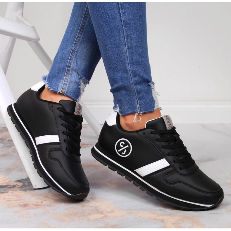 Chaussures de sport Black Cross Jeans JJ2R4023C le noir 1 Chaussures de sport Black Cross Jeans JJ2R4023C le noir 1