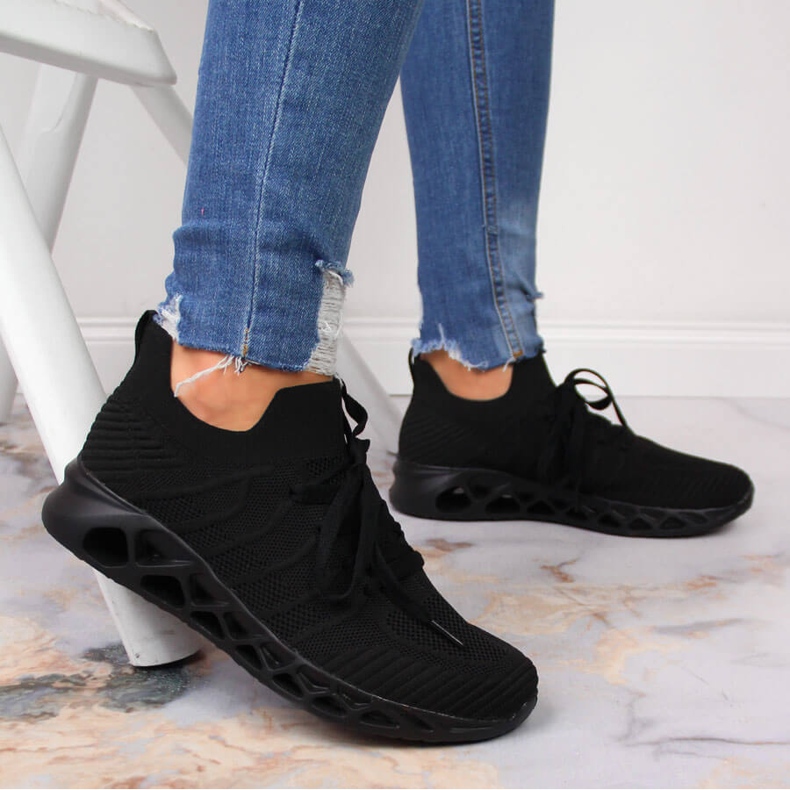 Chaussures de sport en maille pour femme McKeylor noires 2