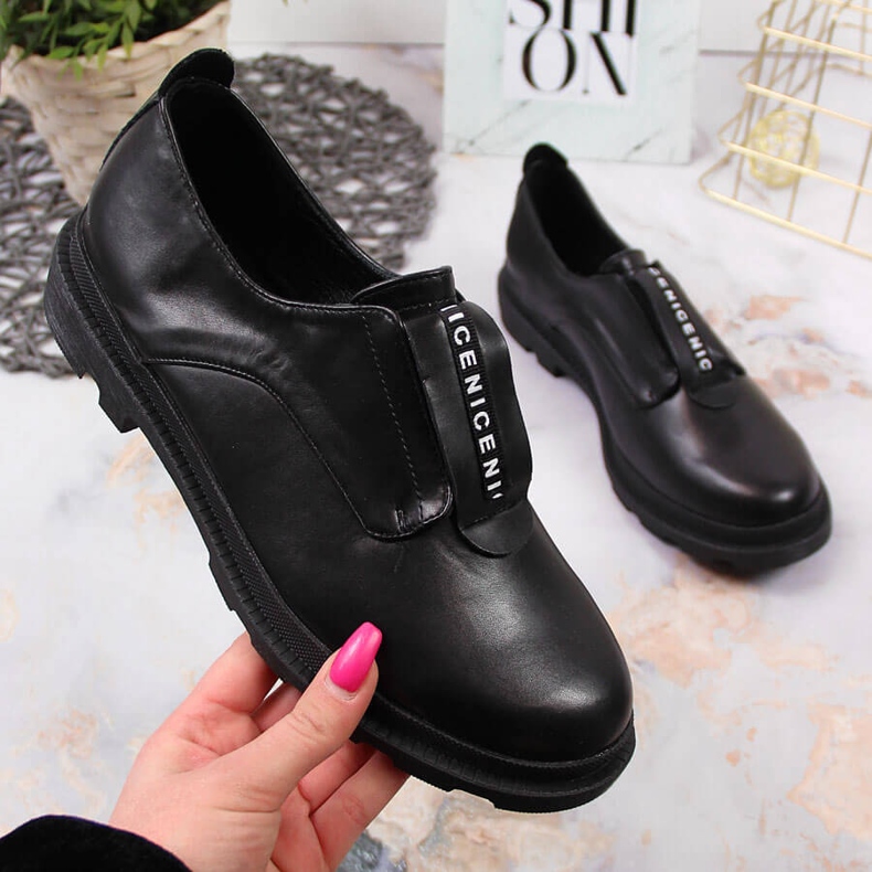 S.Barski Chaussures à enfiler noires pour femmes de S. Barski 1