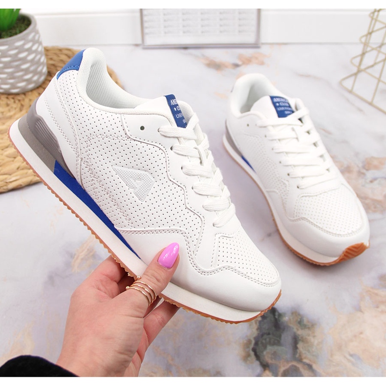 Chaussures de sport blanches American Club 1 Chaussures de sport blanches American Club 1