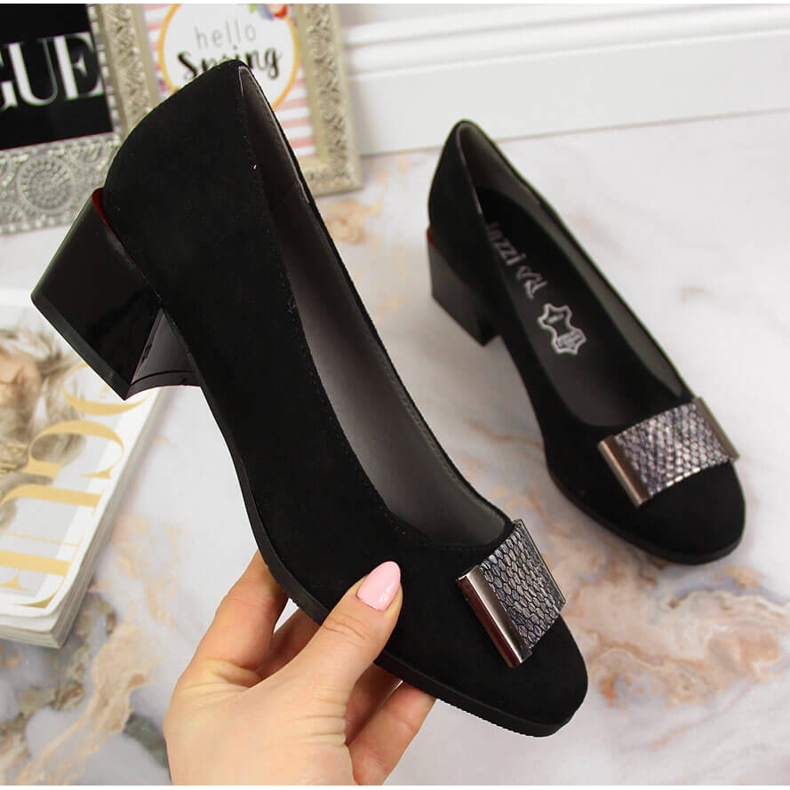 Escarpins sur un bloc en daim Jezzi noir le noir 1