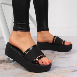 Pantoufles en caoutchouc pour femmes noires sur la plate-forme Zaxy HH285197 le noir 4
