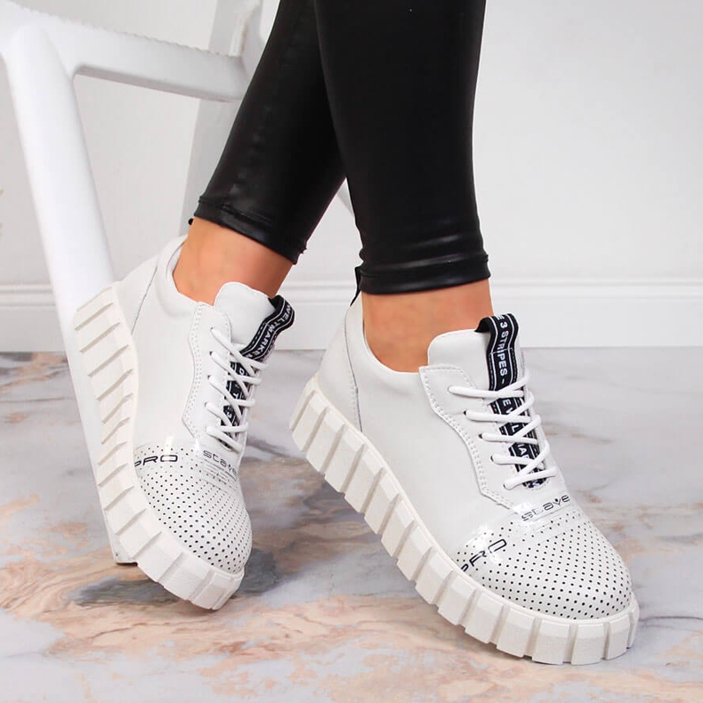 Chaussures en cuir pour femmes sur la plate-forme Artiker blanche 1