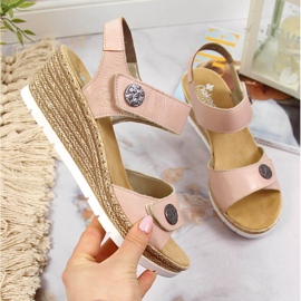 Sandales en cuir à talon compensé Rieker 619B9-31 beige 1