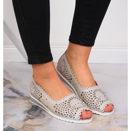 Chaussures femme Jezzi ajourées, bout ouvert, beige 7
