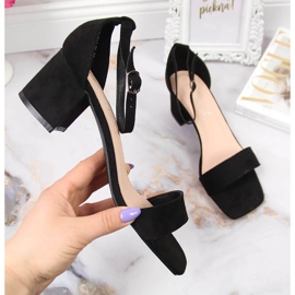 Sandales noires pour femmes Vinceza sur le poteau le noir 1