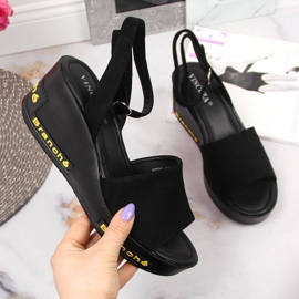 Sandales pour femmes Vinceza noires à talon compensé 1