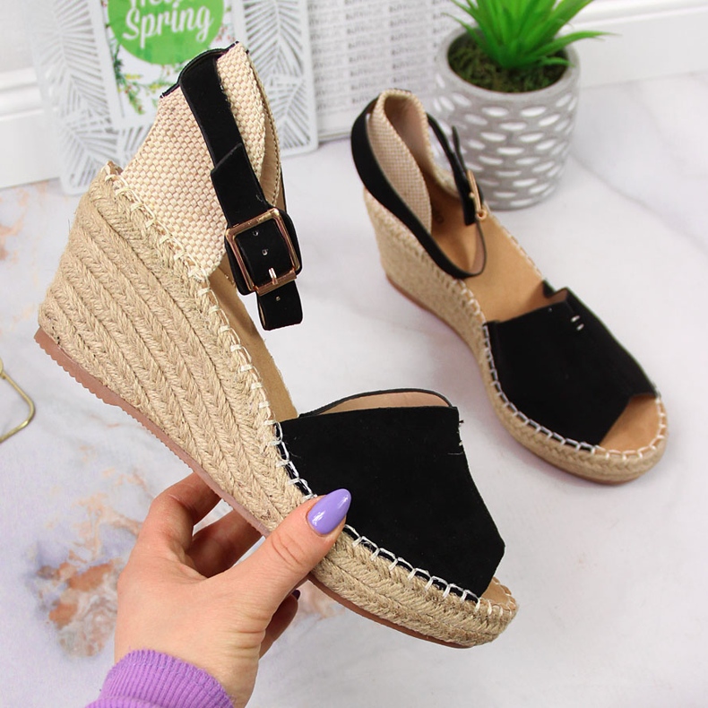Sandales espadrilles femme sur compensées noires eVento 1