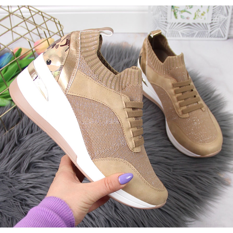 Richelieus pour femmes sur un coin, à enfiler, beige Artiker 1 Richelieus pour femmes sur un coin, à enfiler, beige Artiker 1