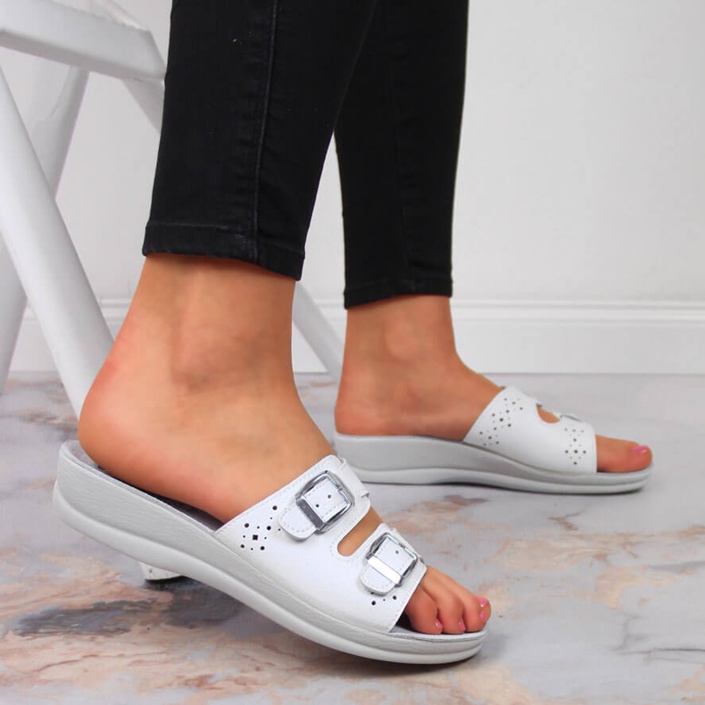 Chaussons compensés sanitaires Inblu blancs femme 2