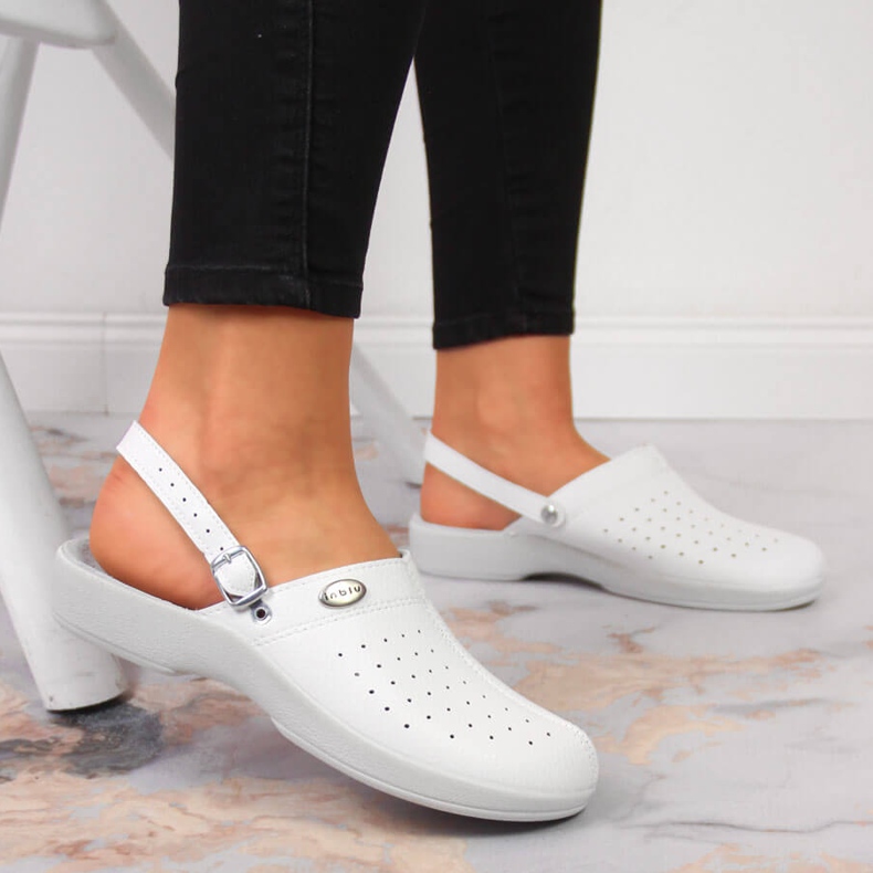 Chaussons pour femmes construits sanitaires Inblu blancs blanche 2