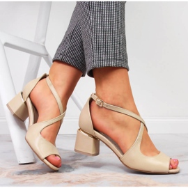 Sandales en cuir beige pour femmes à talons hauts Juma 1