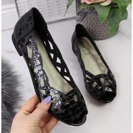 Ballerines noires ajourées pour femme Jezzi shoes le noir 1
