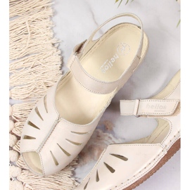 Sandales femme en cuir sur talon compensé doré Helios 4009 2