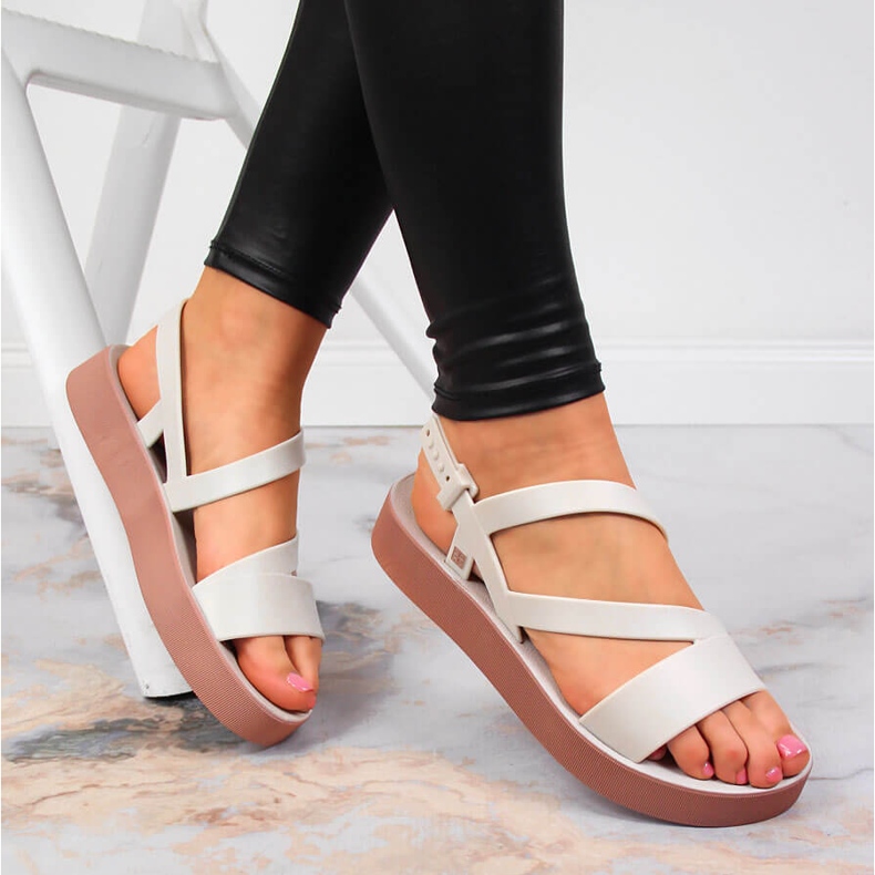 Sandales en caoutchouc crème pour femmes Zaxy JJ285053 beige multicolore 1