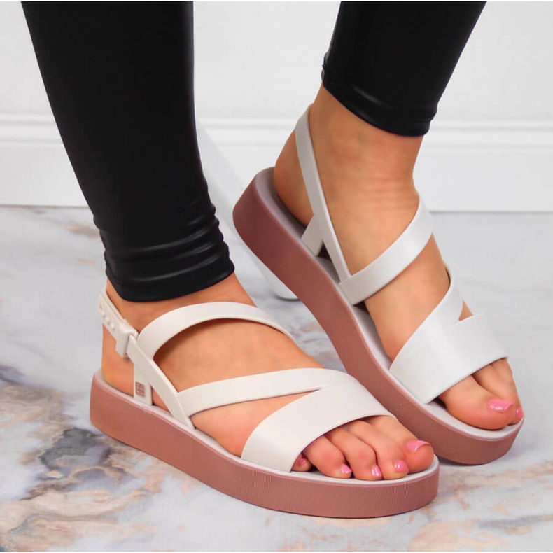 Sandales en caoutchouc crème pour femmes Zaxy JJ285053 beige multicolore 2