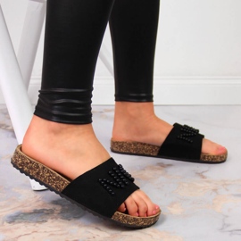 Chaussons femme noirs avec perles eVento 2